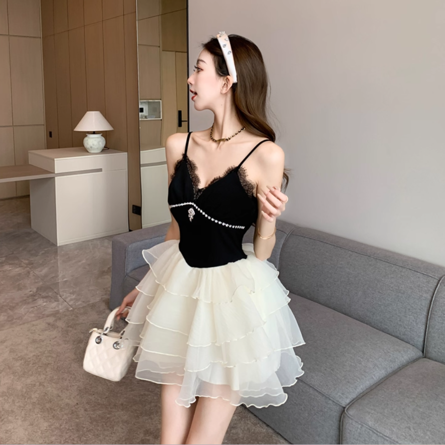 Graceful Party-Ready Spaghetti Strap Lace Trimmed Mini Skirt Unique White Layered Tulle Puff Hem Rhinestone Accent Short Dress AP1781