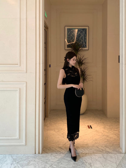 Unique lack Lace Sleeveless High-Slit Maxi Dress Vogue Lace Cutout Detailing Evening Parties Bodycon Halter Long Dress AP1786