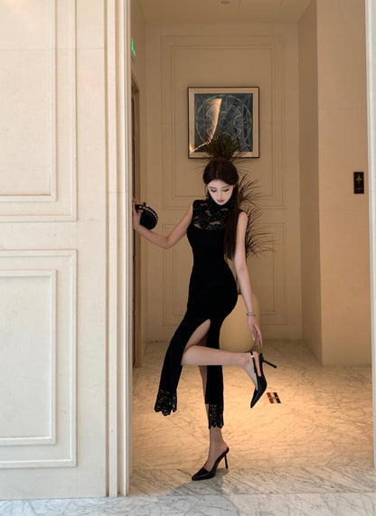 Unique lack Lace Sleeveless High-Slit Maxi Dress Vogue Lace Cutout Detailing Evening Parties Bodycon Halter Long Dress AP1786