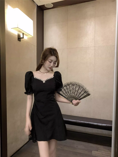 Gorgeous Rhinestone Accent Puffy Short Sleeve Evening Parties Mini Skirt Elegant A-Line Black Tulle Splicing Short Dress AP1807