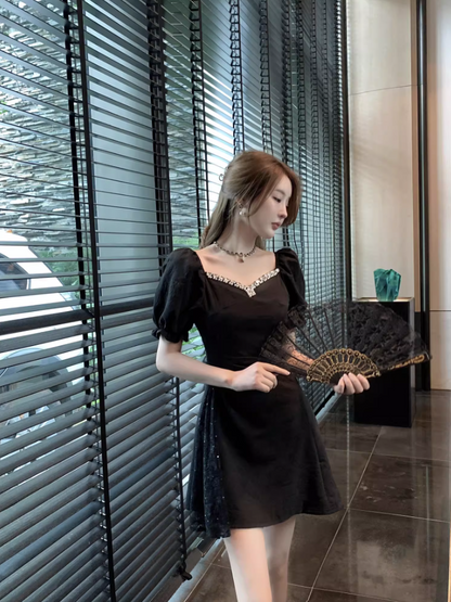 Gorgeous Rhinestone Accent Puffy Short Sleeve Evening Parties Mini Skirt Elegant A-Line Black Tulle Splicing Short Dress AP1807