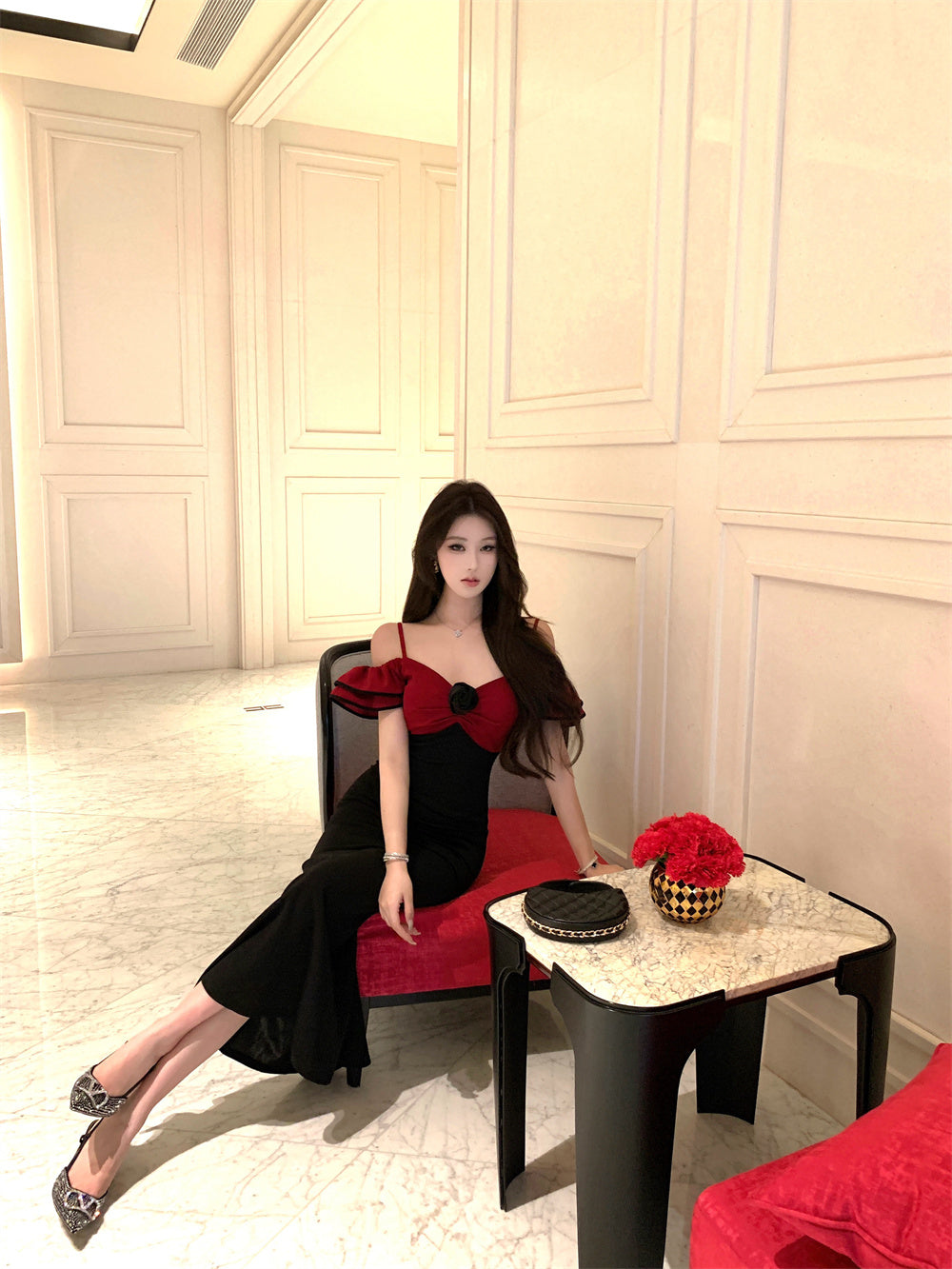 Charming Black & Red Off-Shoulder Mermaid Maxi Dress Casual Occasion Ruffles Trimmed Rose Detail Long Dress AP1809