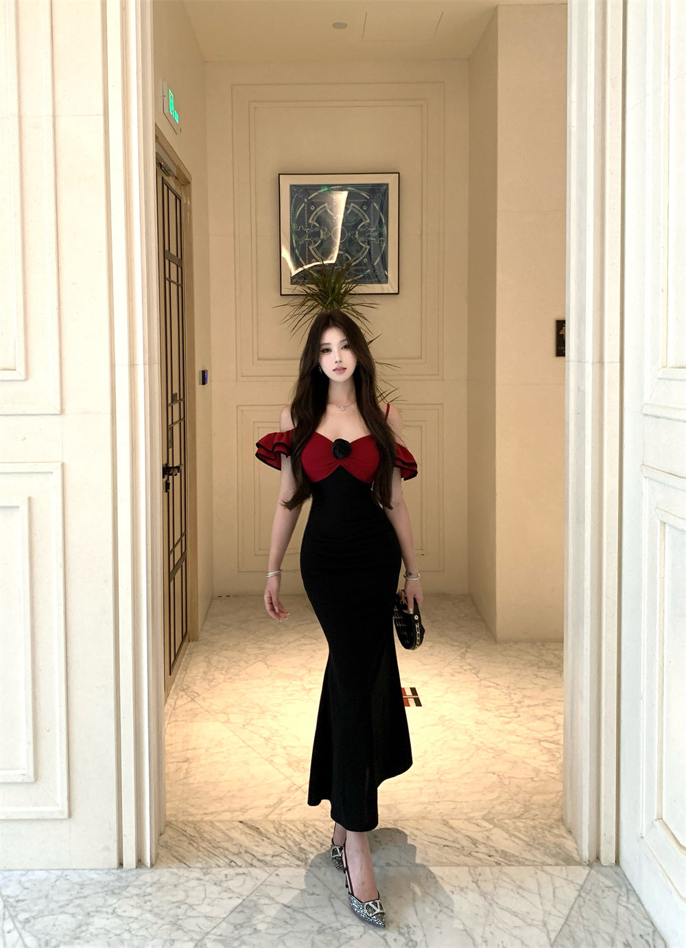 Charming Black & Red Off-Shoulder Mermaid Maxi Dress Casual Occasion Ruffles Trimmed Rose Detail Long Dress AP1809