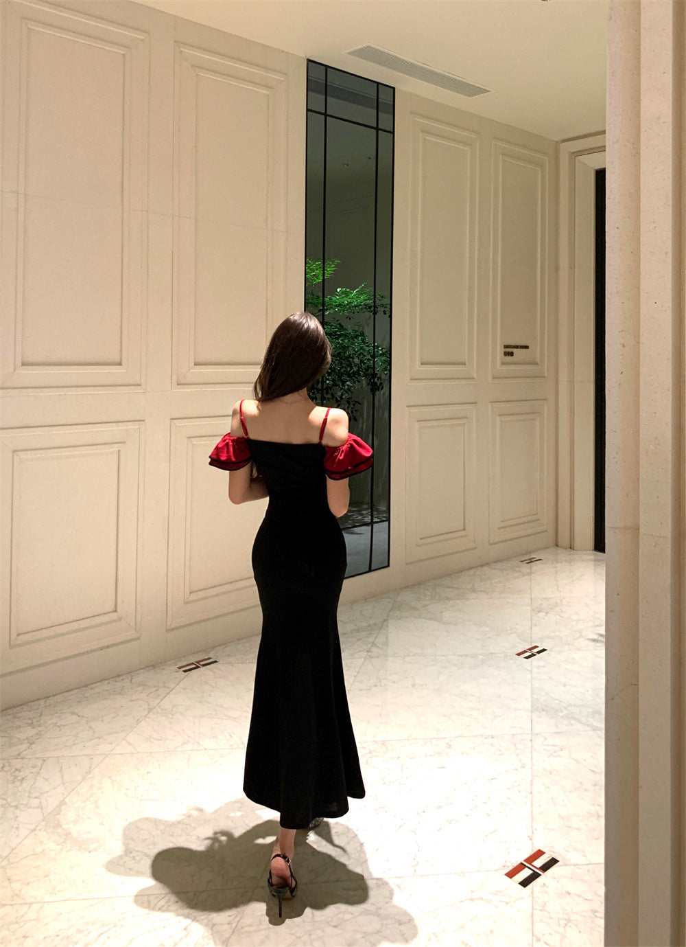 Charming Black & Red Off-Shoulder Mermaid Maxi Dress Casual Occasion Ruffles Trimmed Rose Detail Long Dress AP1809