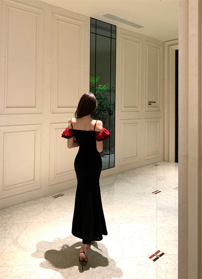Charming Black & Red Off-Shoulder Mermaid Maxi Dress Casual Occasion Ruffles Trimmed Rose Detail Long Dress AP1809