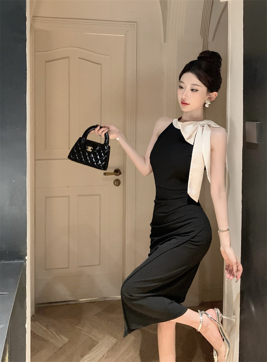 Glamorous Contrast Color-Block Ruched Midi Skirt Charming Cream Bow Accent Bodycon High-Slit Halter Long Dress AP1818