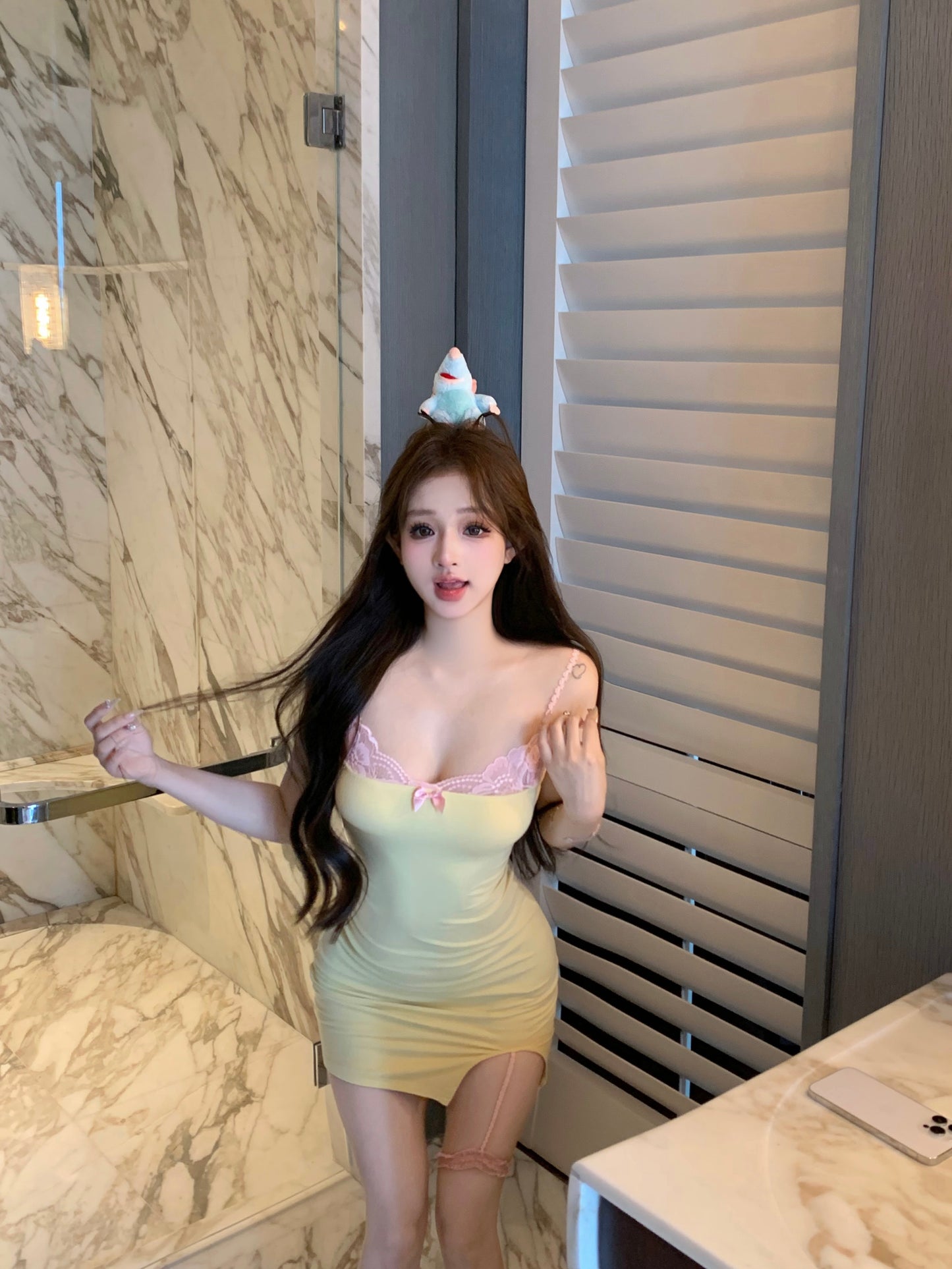 Vogue Pink Lace Trimmed Spaghetti Strap Sheath Yellow Mini Skirt Hot Girls Vibrant Asymmetric Hem Short Dress AP1819