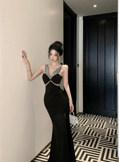 Glamorous Rhinestone Cross Strap Black Mermaid Maxi Dress Chic High Slit Luxury Parties Long Dress AP1828