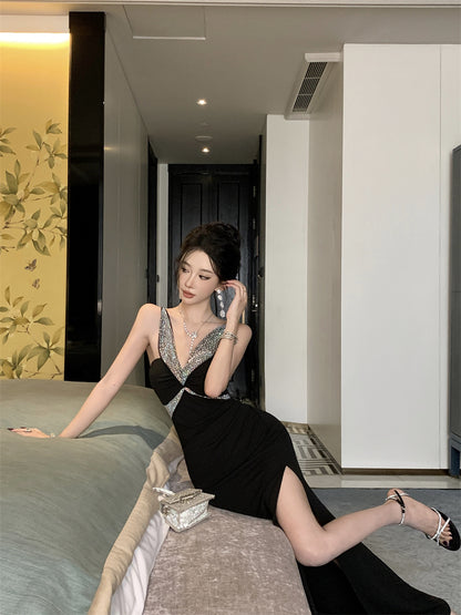 Glamorous Rhinestone Cross Strap Black Mermaid Maxi Dress Chic High Slit Luxury Parties Long Dress AP1828