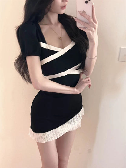 Charming Black & White Color-Block Mini Skirt Retro Asymmetric Mesh Hem Short Sleeves Short Dress AP1829