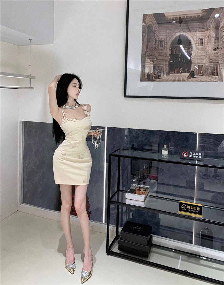 Y2K Style Spaghetti Strap Zipper Back Mini Dress Romantic Dates Bodycon Beige 3D Flower Accents Short Dress AP1832