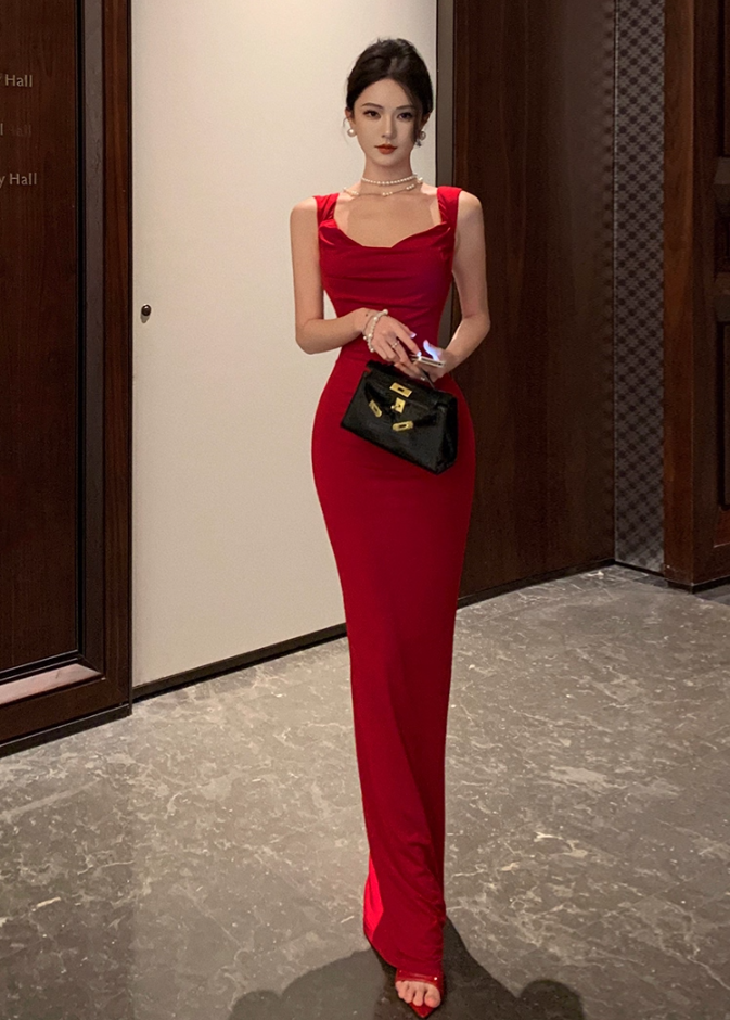 Exquisite Red Square-Neck Bodycon Maxi Dress Ruched Bust for Nightouts Backless Bow Accent Long Dress AP1846