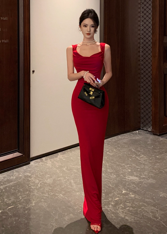 Exquisite Red Square-Neck Bodycon Maxi Dress Ruched Bust for Nightouts Backless Bow Accent Long Dress AP1846