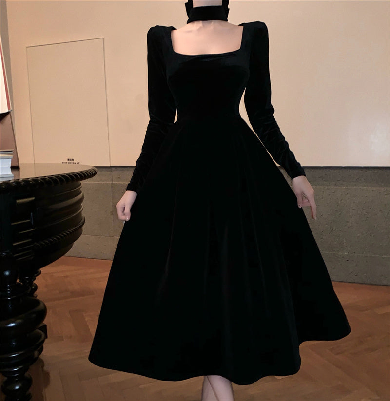 Graceful Black Velvet Square Neck Midi Dress Vogue A-Line Ruffles Hem Long Sleeve Long Dress AP1859