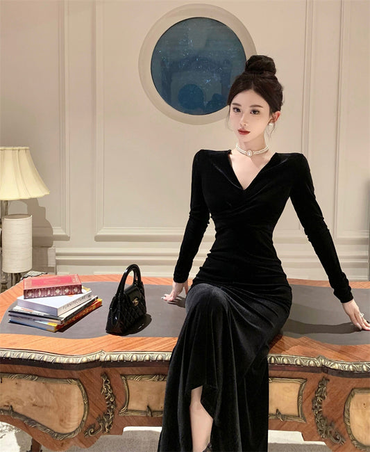 Charming Velvet Black V Neckline Maxi Dress Vogue Mermaid Long Sleeve Sheath Long Dress AP1874