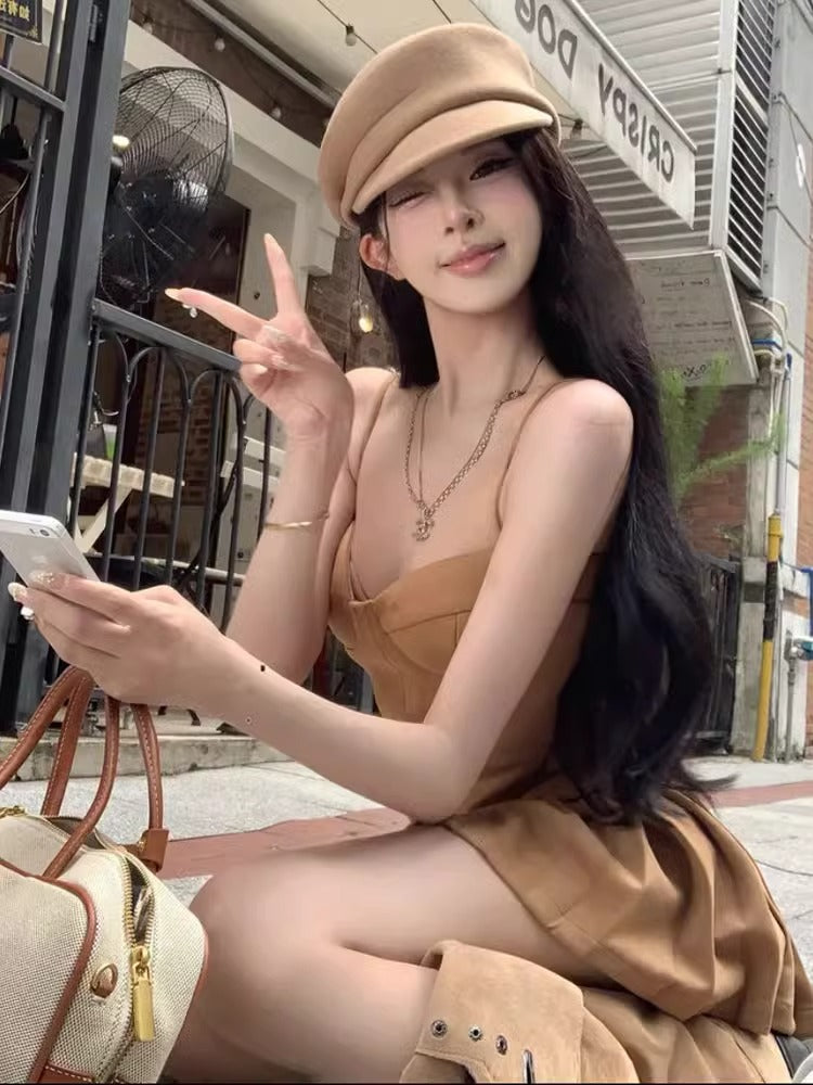 Hot Girls OOTD Spaghetti Straps Mini Dress Minimalist 2-Piece Set Pressed Pleat Hem Short Dress AP1875