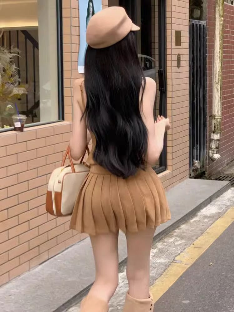 Hot Girls OOTD Spaghetti Straps Mini Dress Minimalist 2-Piece Set Pressed Pleat Hem Short Dress AP1875