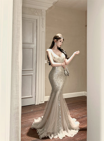 Charming Glittering Sequin Mermaid Tulle Splicing Maxi Dress Deep Glamorous V-Neck Sleeveless Ruffles Hem Long Dress AP1884