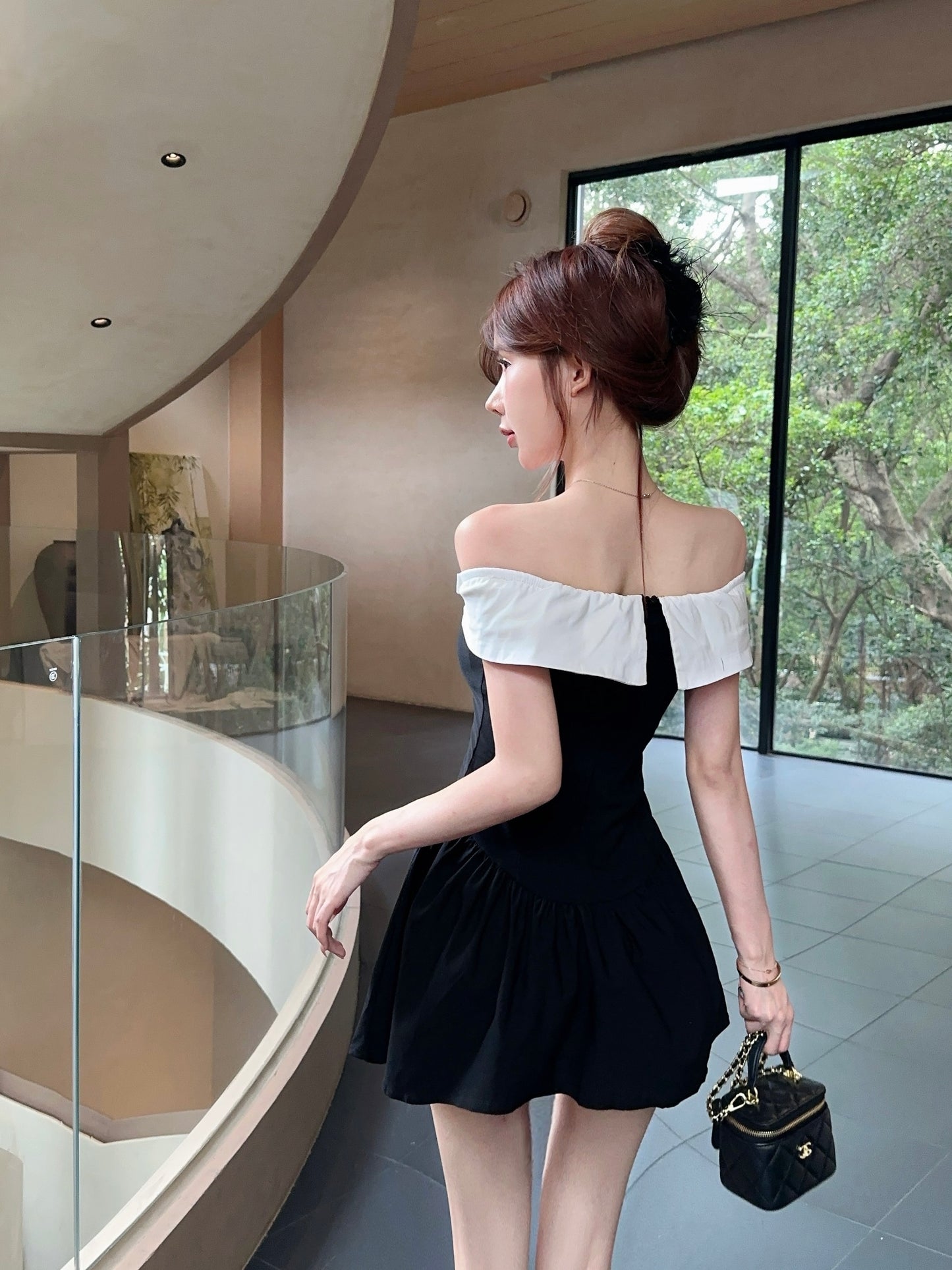 Trendy Large Bow Detail Off-Shoulder Mini Dress Cute Fitted Bodice Black & White Color-Block Short Dress AP1888