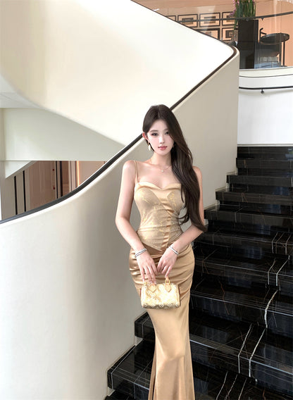 Exquisite Gold Satin Spaghetti Straps Luxury Nightouts Maxi Dress Elegant Backless Mermaid Corset-Style Long Dress AP1906