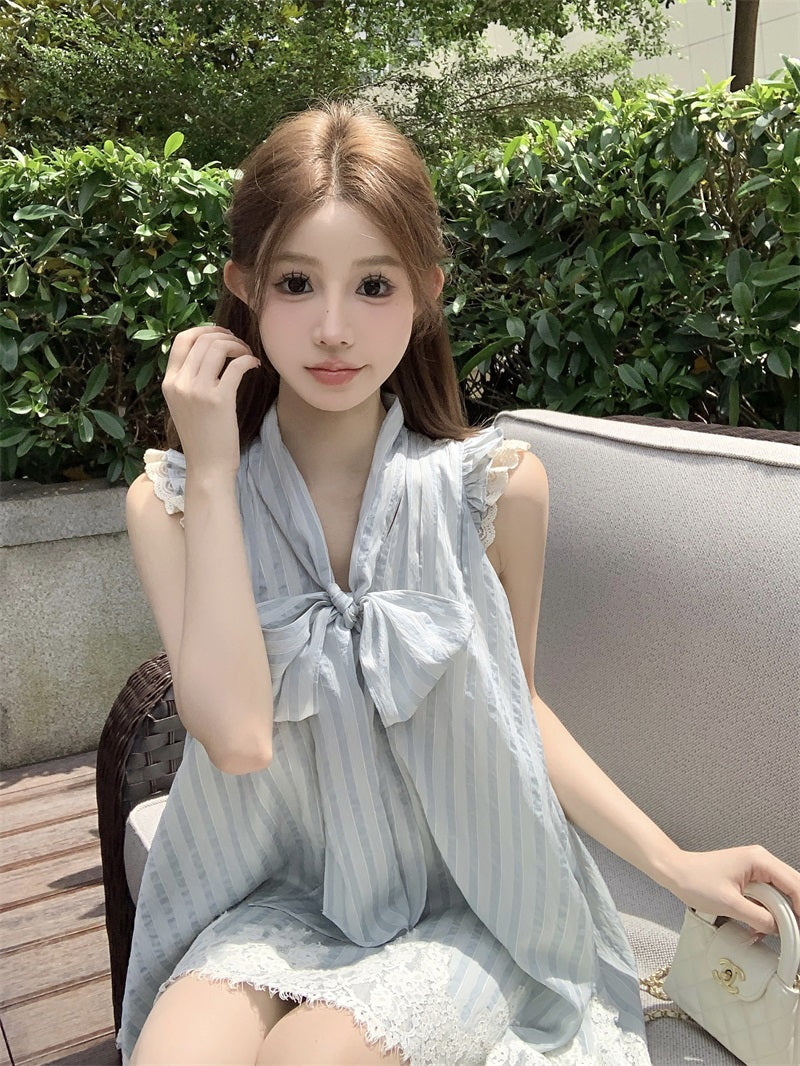 Everyday Wear Light Grey Striped Sleeveless Mini Dress Charming Big Bow Necktie Lace-Trimmed Hem Loose Fit Short Dress AP1914