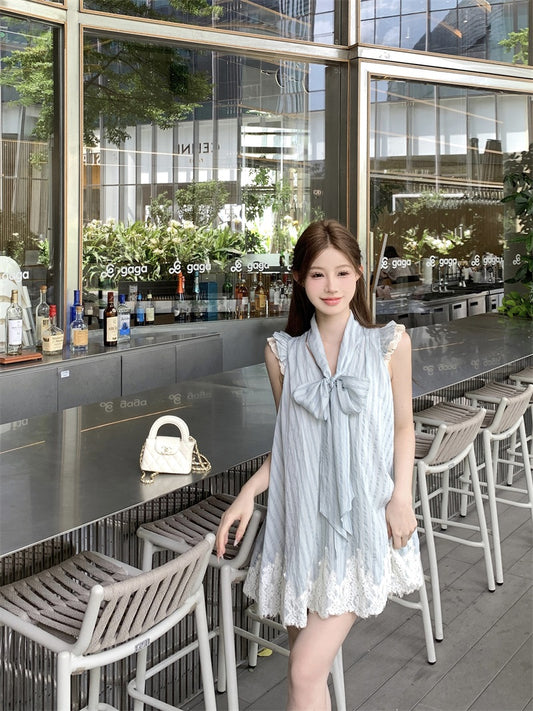 Everyday Wear Light Grey Striped Sleeveless Mini Dress Charming Big Bow Necktie Lace-Trimmed Hem Loose Fit Short Dress AP1914