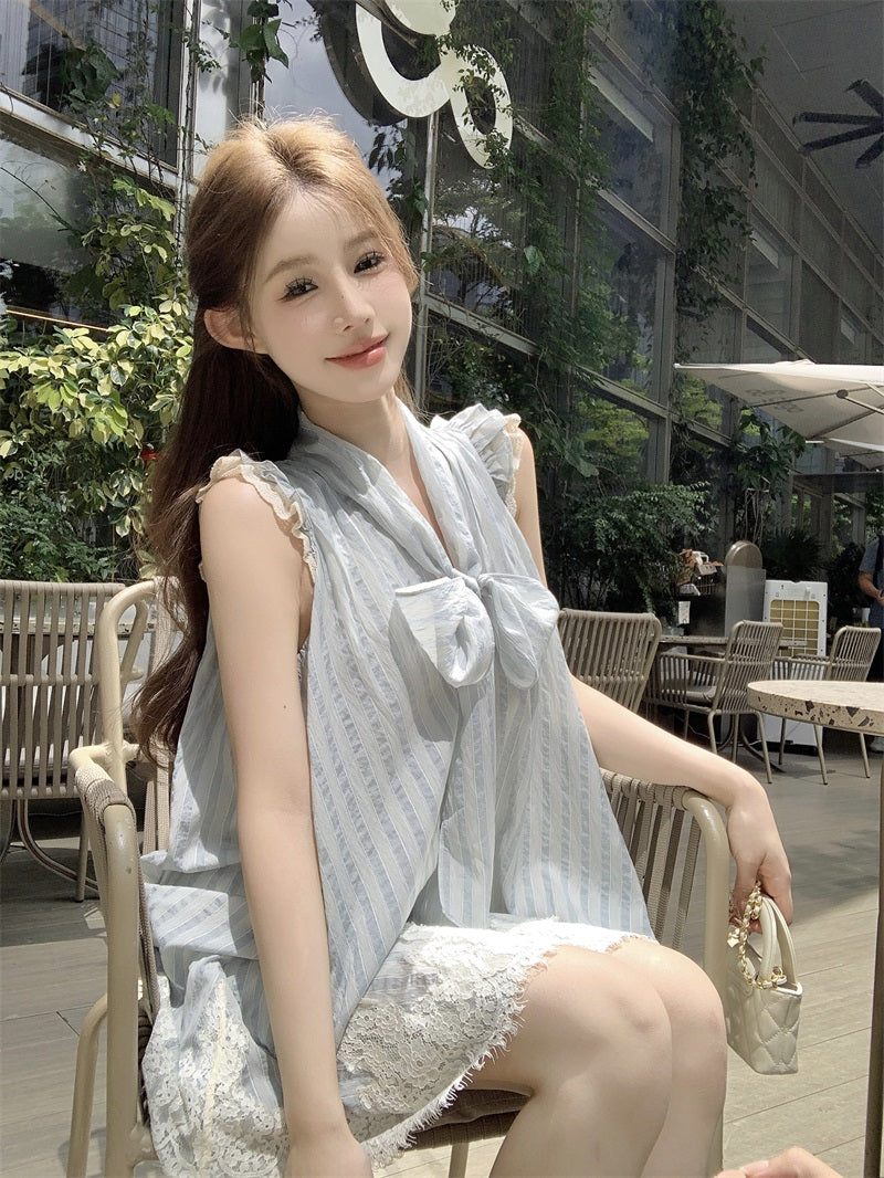 Everyday Wear Light Grey Striped Sleeveless Mini Dress Charming Big Bow Necktie Lace-Trimmed Hem Loose Fit Short Dress AP1914