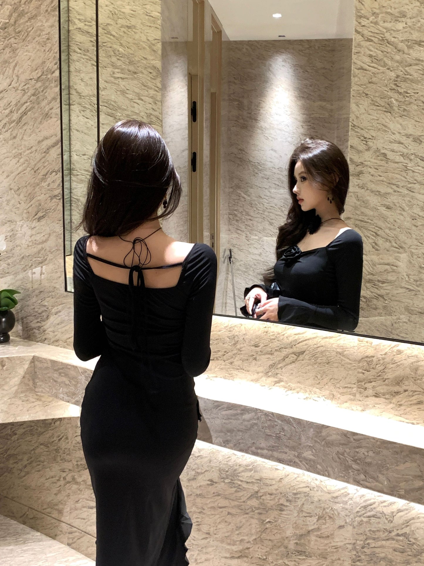 Alluring 3D Floral Design Long Bell Sleeve Maxi Dress Feast Outfit Black Hi-Lo Hem Ruffled Trim Sheath Long Dress AP1923