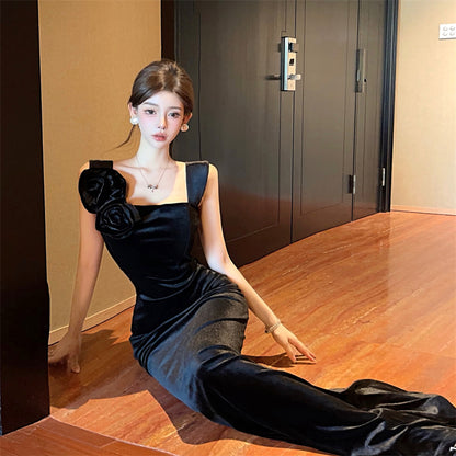 Vogue Sheath 3D Flowers Detail Back Slit Maxi Dress Minimalist Everyday Outfit Velvet Fabric Mermaid Wide Straps Black Long Dress AP1933