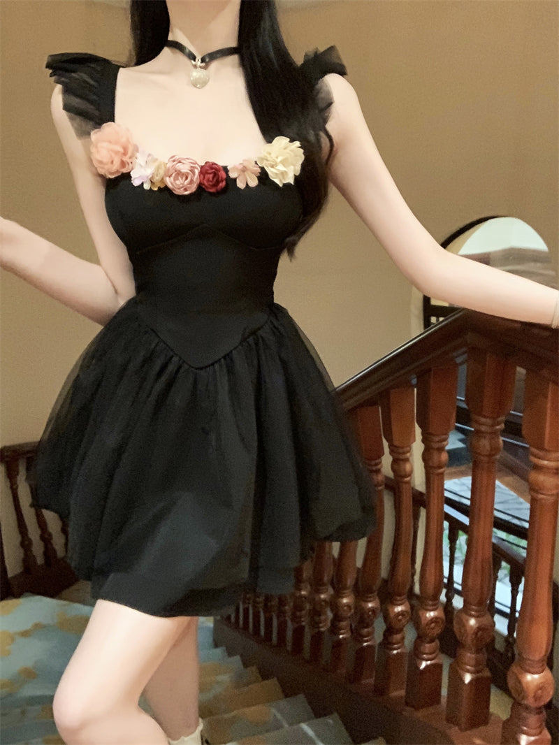 Y2K Style Flutter Straps A-Line Mini Dress Vogue Colorful 3D Flowers Accent Cascade Tulle Overlay Short Dress AP1935