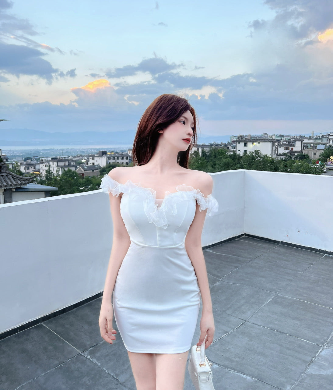 Charming White Satin Off-Shoulder Sheath Mini Skirt Chic Fit for Party Ruffle Neckline Short Dress AP1939