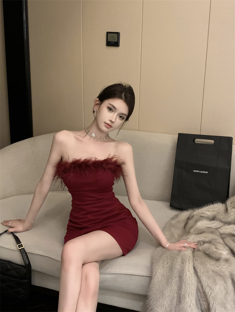Alluring Strapless Red Feather Trimmed Mini Skirt Retro Bodycon Draped Short Dress AP1947