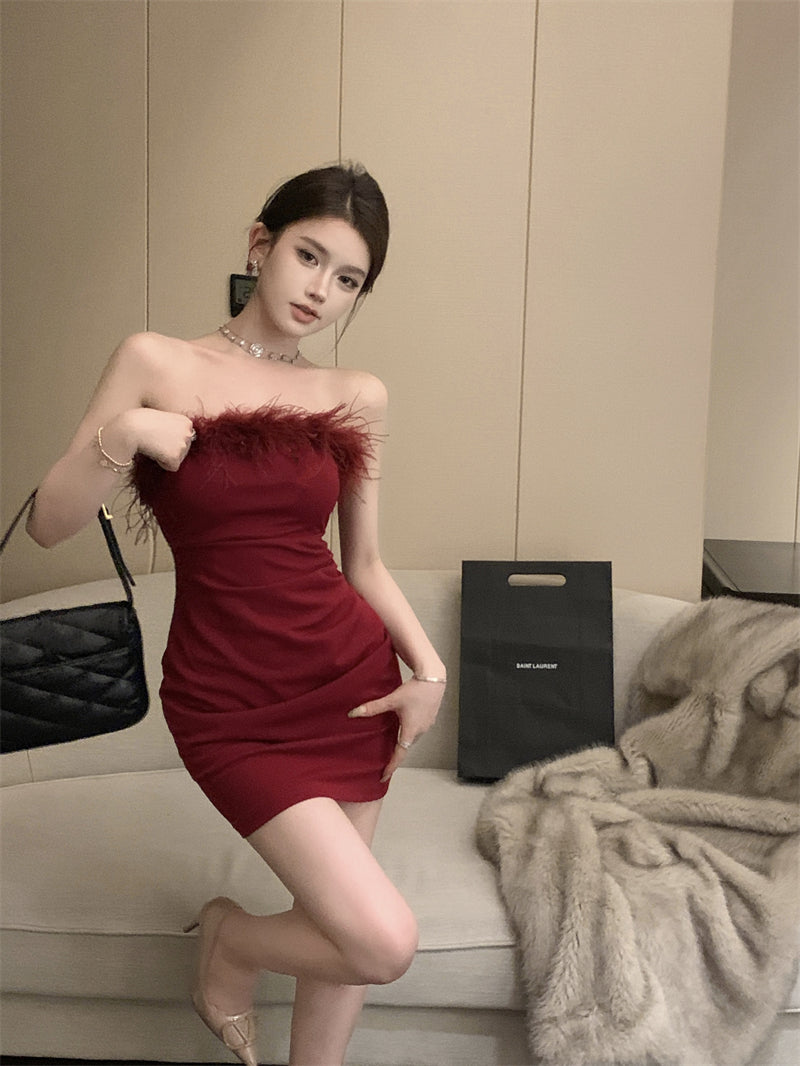Alluring Strapless Red Feather Trimmed Mini Skirt Retro Bodycon Draped Short Dress AP1947