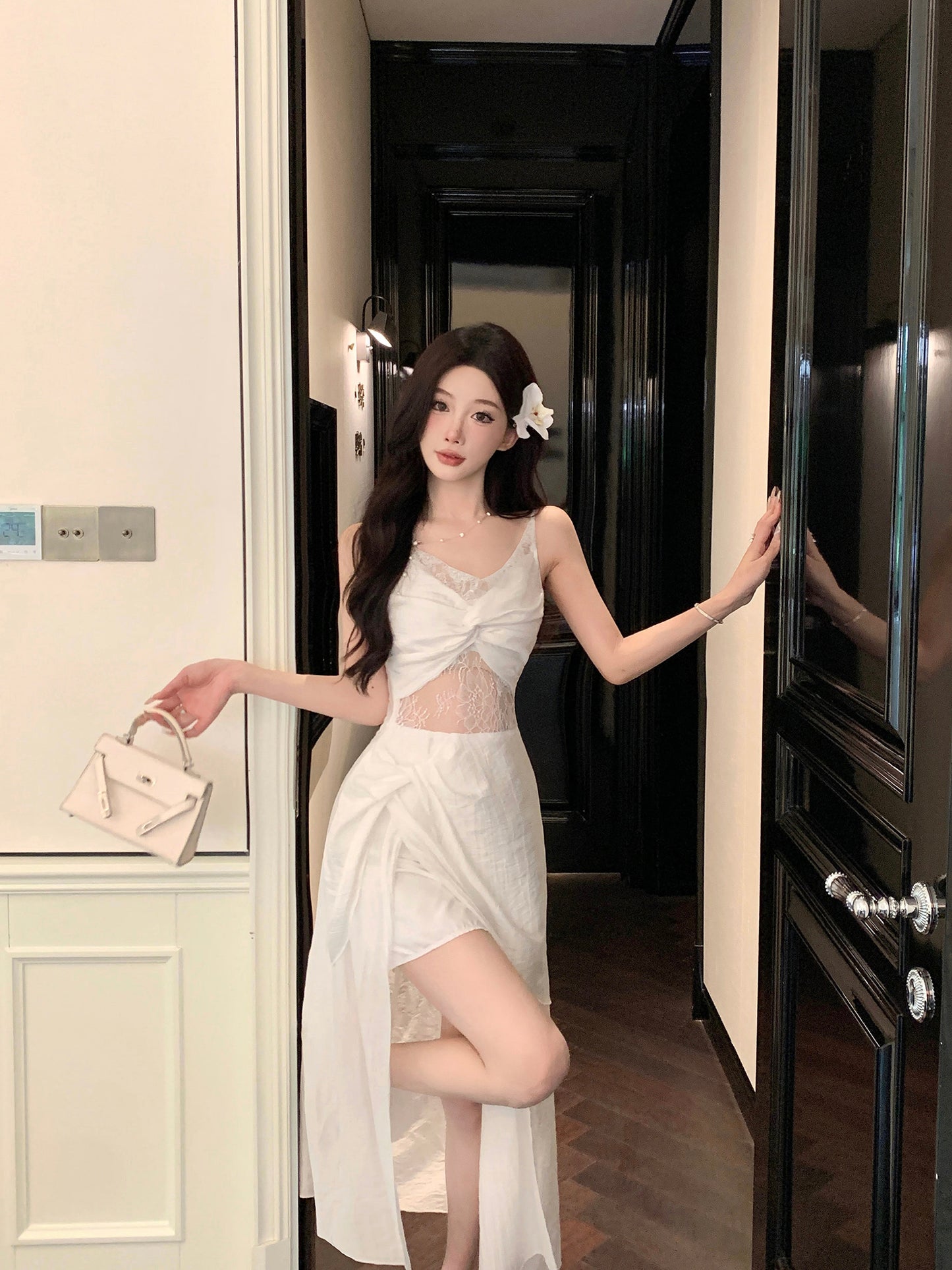 Graceful White Twist Front Lace Cutout High-Slit Maxi Dress Vogue Asymmetric Hem Tulle Layered Evening Occasions Long Dress AP1950