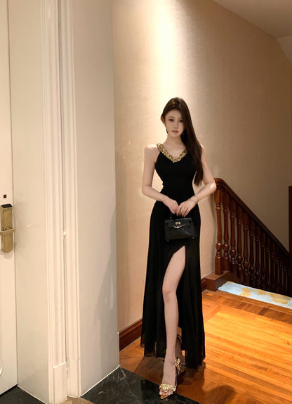 Unique Deep V-Neck Gold Sequin Straps Maxi Dress Charming High Side Slit Night Parties Black Sheath Long Dress AP1964