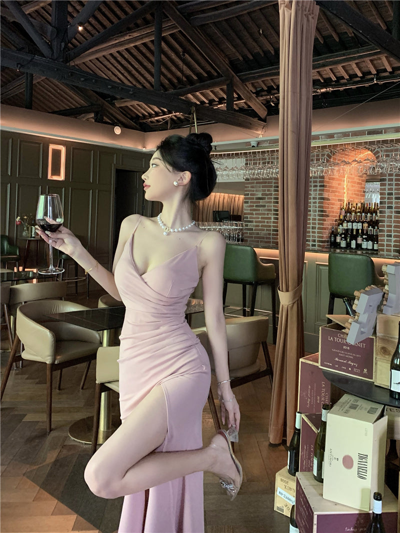 Graceful High-Slit Mermaid Pink Maxi Dress Classical Spaghetti Strap V-Neck Sheath Long Dress AP1965