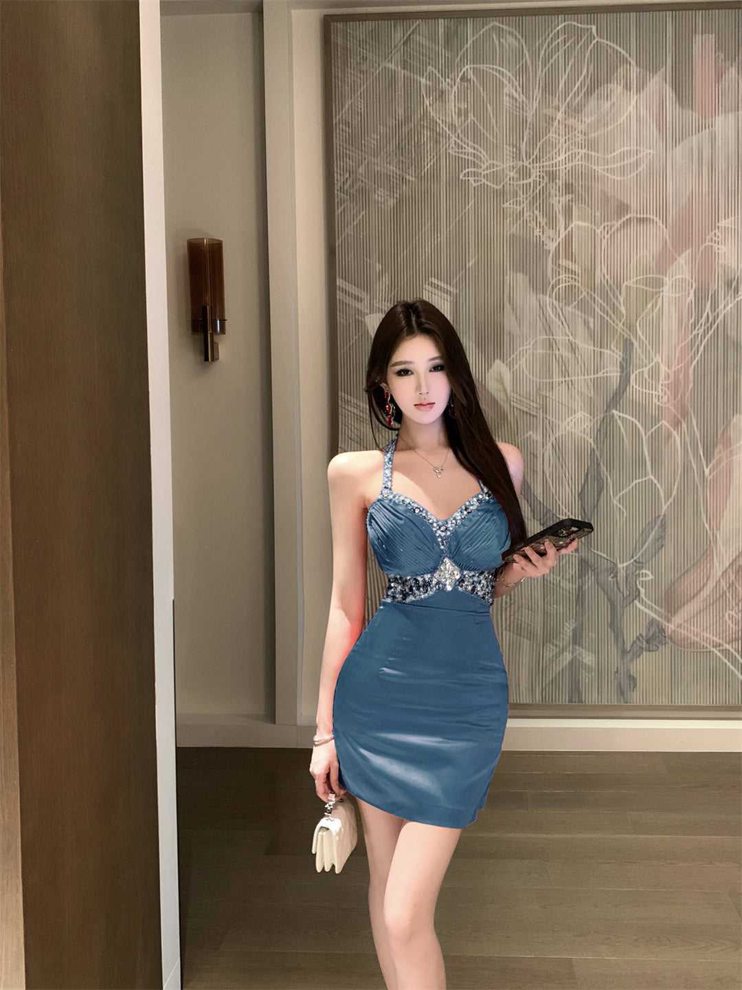 Exquisite Sparkling Rhinestone Design Mini Skirt Hot Girls Parties Outfit Sheath Beading Halter Short Dress AP1971