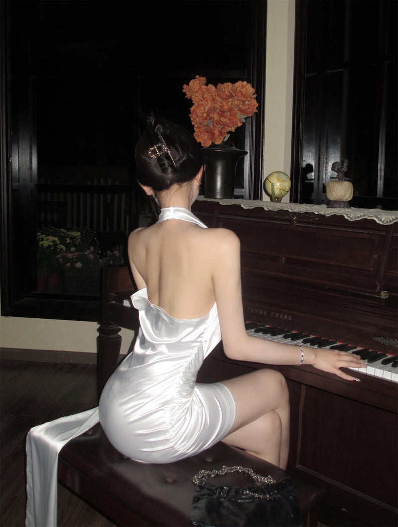 Charming Cowl Neck White Satin Mini Skirt Vogue Ruched Body Side Sash Halter Short Dress AP1983