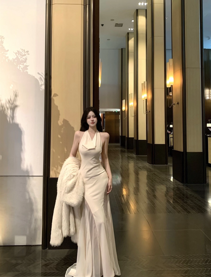 Elegant High Sheer Slit Tulle Splicing Maxi Dress Novelty Open Back Flowing Silhouette Night Parties Halter Long Dress AP1988