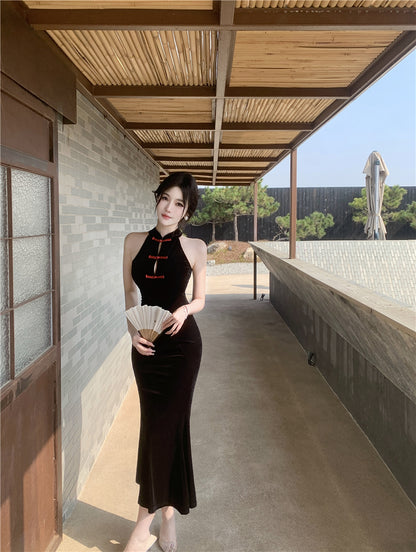 Vintage Style Black Velvet Red Frog Buttons Midi Dress Luxury Parties Sheath Mermaid Hem Long Dress AP1998