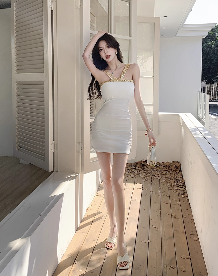 Charming White Sleeveless Bodycon Mini Dress Gorgeous Gold Sequin Trim Short Dress AP2018