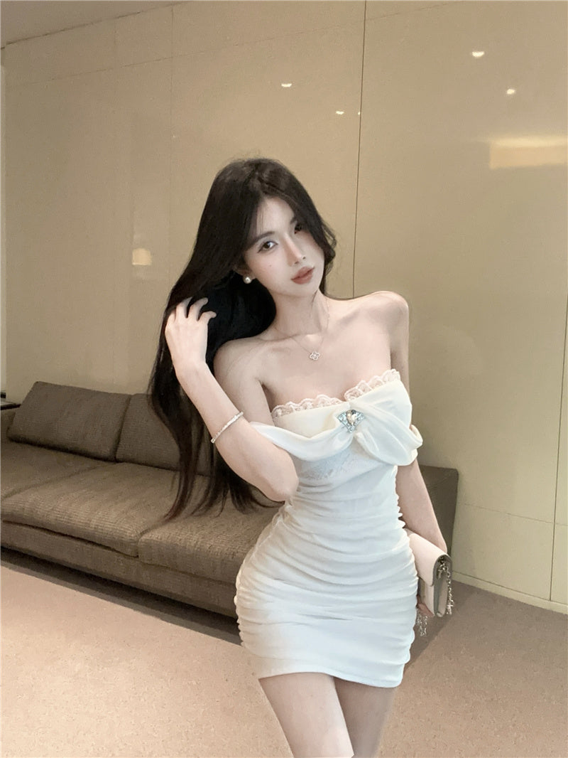 Charming Lace Trimmed Off-Shoulder Mini Skirt Stylish Summer Outfit Rhinestone Accent Bodycon Short Dress AP2024