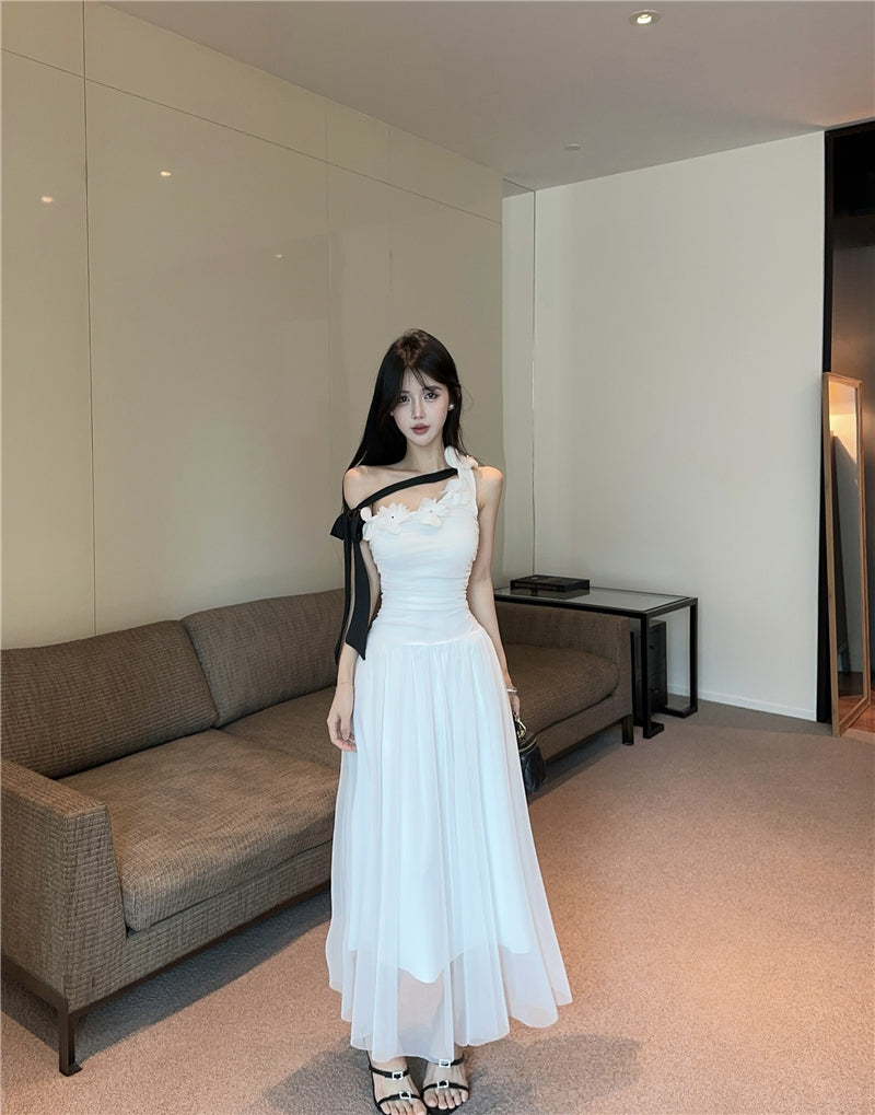 Fashionable White One-Shoulder Black Bow Streamer Maxi Dress Vogue 3D Floral Trim Ruched Bodice Long Dress AP2033