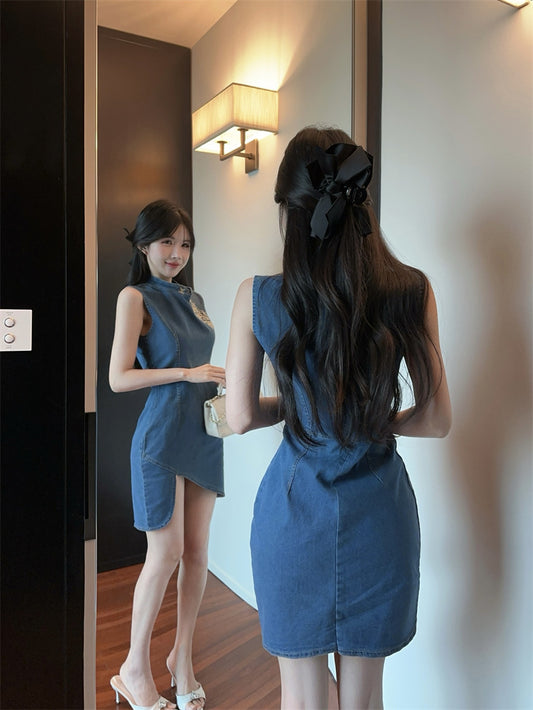 Everyday Wear Delicate Floral Embroidery Mini Skirt Vintage-Inspired Blue Denim Asymmetric Slit Short Dress AP2038