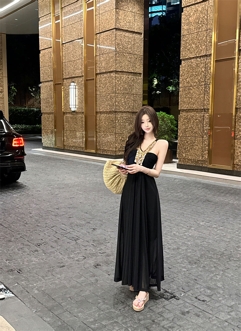 Glamorous Black Tulle Overlay A-Line Maxi Dress Exquisite Glittering Rhinestone Accent Halter Long Dress AP2046