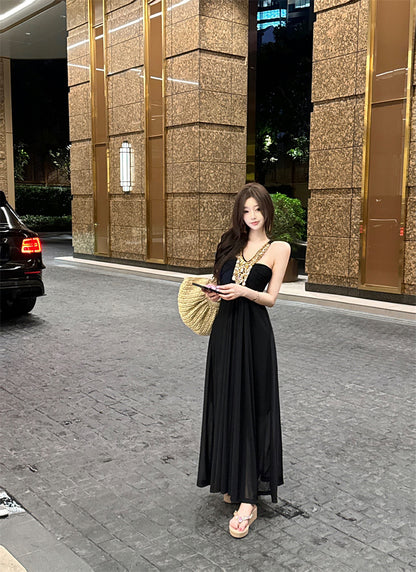 Glamorous Black Tulle Overlay A-Line Maxi Dress Exquisite Glittering Rhinestone Accent Halter Long Dress AP2046