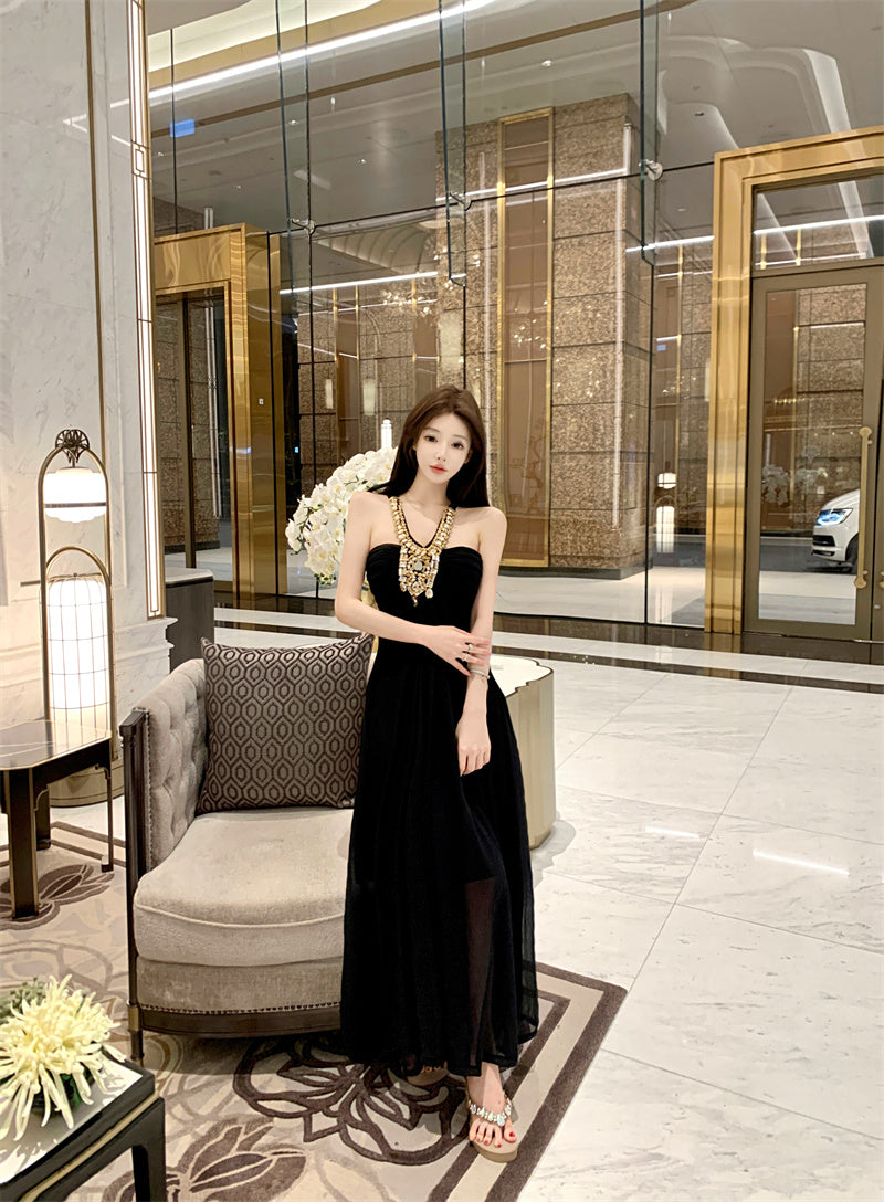 Glamorous Black Tulle Overlay A-Line Maxi Dress Exquisite Glittering Rhinestone Accent Halter Long Dress AP2046