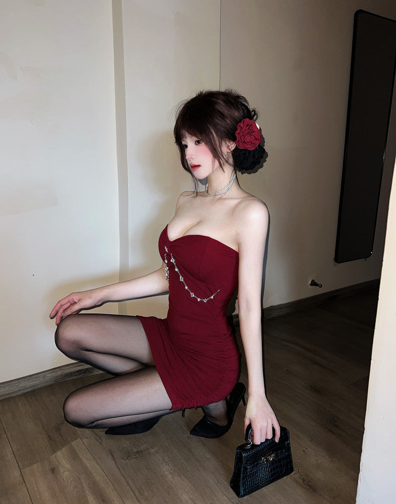 Graceful Bodycon Red Strapless Mini Skirt Sexy Rhinestone Button Chain Accent Short Dress AP2048