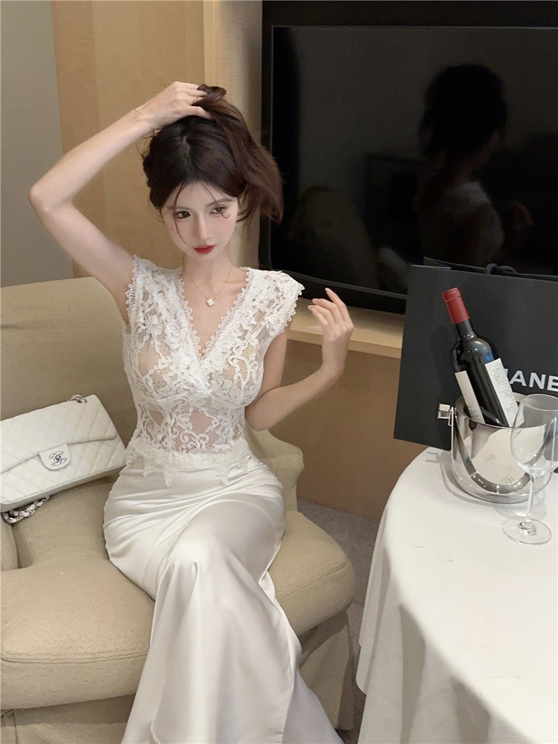 Graceful Lace Splicing Satin Mermaid Maxi Dress Glamorous Open Back V-Neck 2-Piece Set Long Dress AP2055