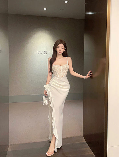 Charming Asymmetric Hem White Spaghetti Strap High Slit Maxi Dress Novelty Lace Bodice Dramatic Ruffled Long Dress AP2070